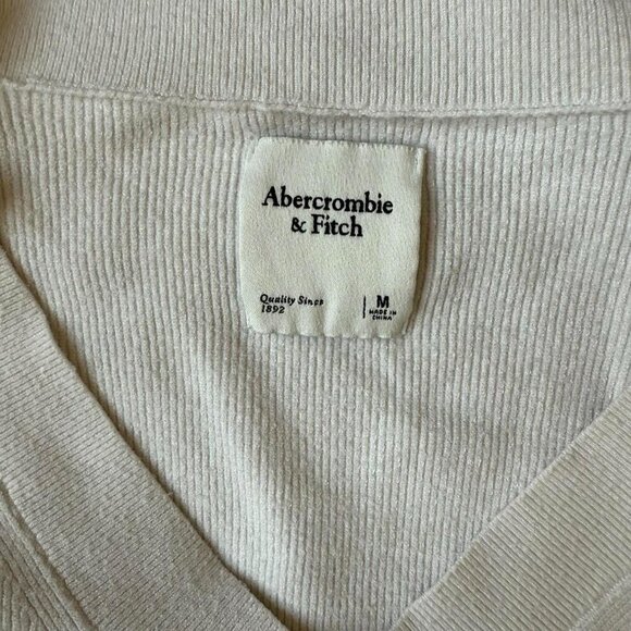 Abercrombie Fitch Cream V Neck Sweater - Picture 4 of 5